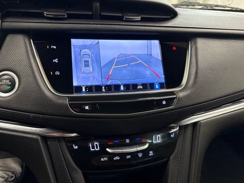 Used 2022 Cadillac XT5 Premium Luxury w/ Technology Package AWD/4WD image 27