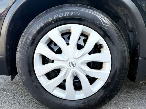 Used 2018 Nissan Rogue S AWD/4WD image 44