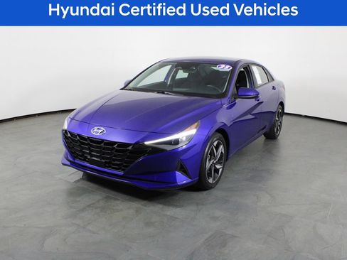 Certified 2023 Hyundai Elantra SEL w/ Convenience Package FWD image 2