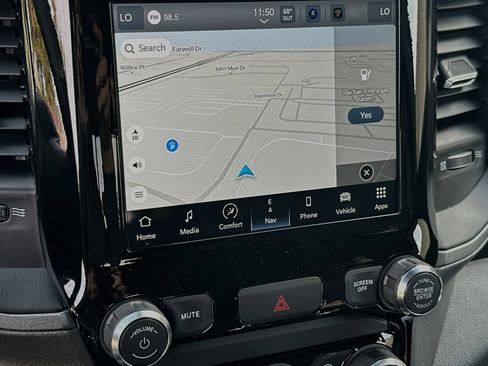 New 2024 RAM 2500 Tradesman w/ Towing Technology Group image 17