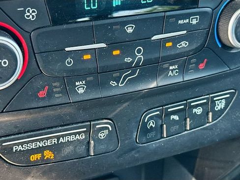 Used 2018 Ford Escape Titanium AWD/4WD image 27