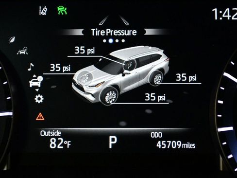 Used 2022 Toyota Highlander Limited image 48