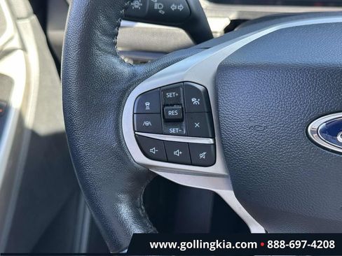 Used 2022 Ford Explorer XLT w/ Equipment Group 202A AWD/4WD image 22