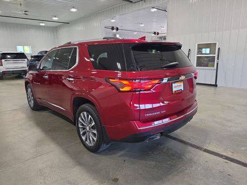 Used 2023 Chevrolet Traverse Premier AWD/4WD image 6