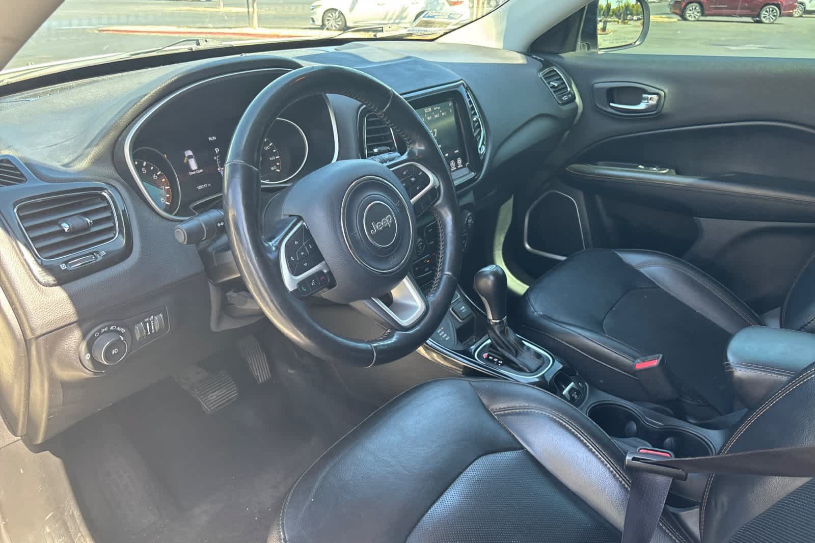 Used 2019 Jeep Compass Limited AWD/4WD image 14
