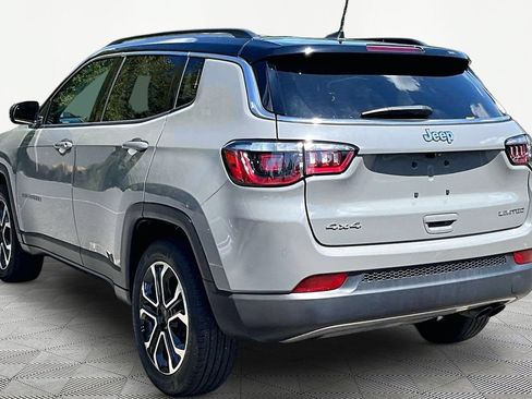 Used 2022 Jeep Compass Limited AWD/4WD image 5