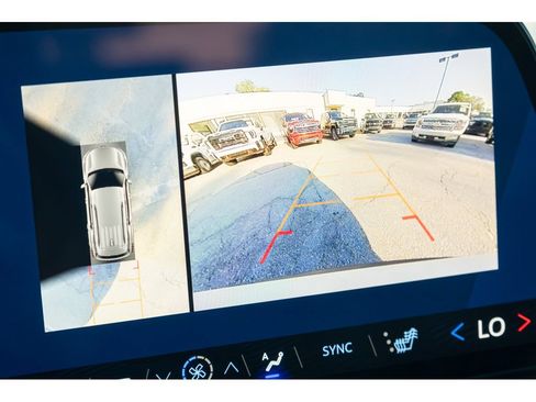 Used 2026 Chevrolet Traverse Z71 w/ Enhanced Driving Package AWD/4WD image 25