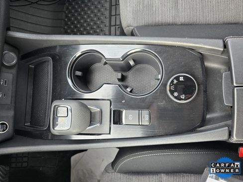 Used 2023 Nissan Rogue SV image 18