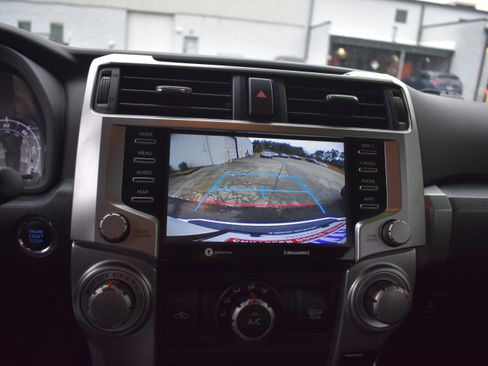 Used 2022 Toyota 4Runner SR5 image 18