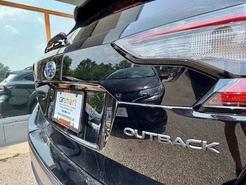 Used 2025 Subaru Outback Onyx Edition AWD/4WD image 11