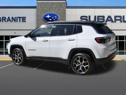 Used 2026 Jeep Compass Limited AWD/4WD image 8