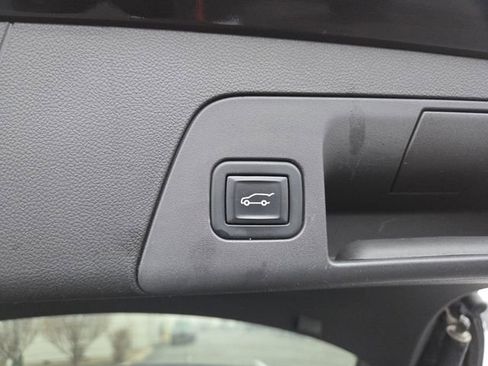 Used 2022 Buick Envision Preferred image 16