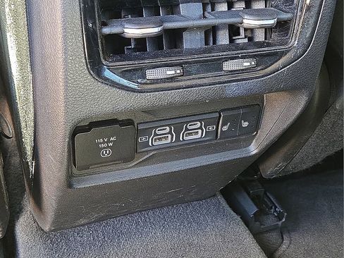 Used 2022 Jeep Grand Cherokee Limited image 16