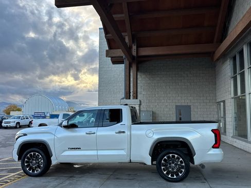 Used 2023 Toyota Tundra Limited image 2