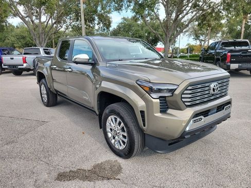Used 2025 Toyota Tacoma Limited image 2