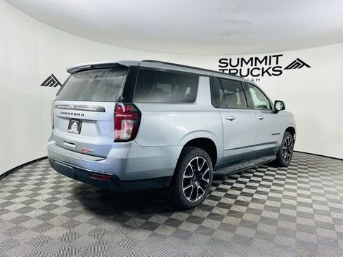 Used 2024 Chevrolet Suburban RST w/ Luxury Package AWD/4WD image 5
