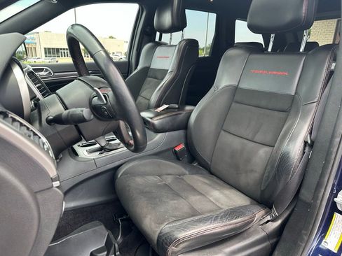 Used 2018 Jeep Grand Cherokee Trailhawk AWD/4WD image 14
