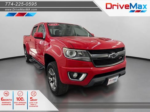 Used 2017 Chevrolet Colorado Z71 AWD/4WD image 1