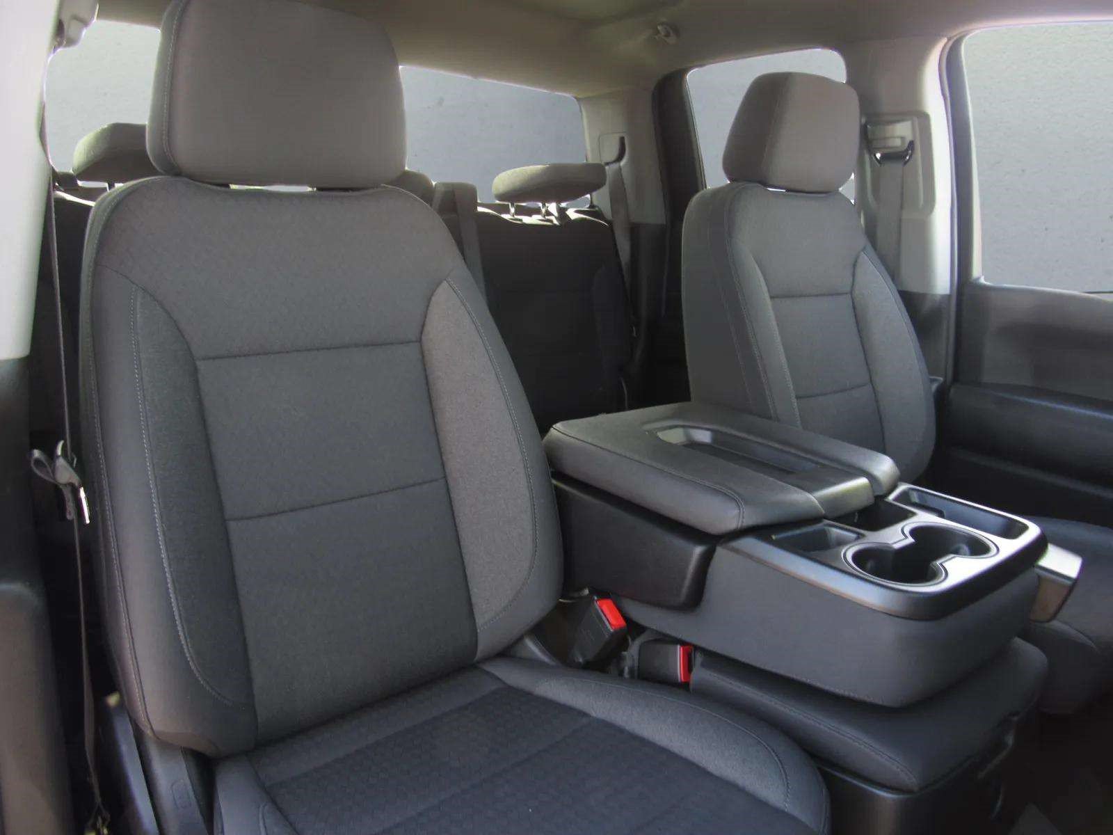 Used 2026 Chevrolet Silverado 1500 Custom AWD/4WD image 10