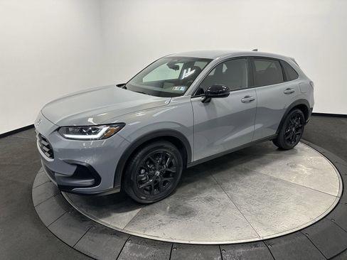 Certified 2025 Honda HR-V Sport image 4