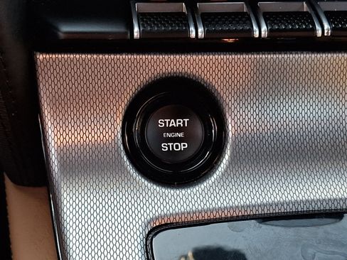 Used 2015 Jaguar F-TYPE Convertible RWD image 23