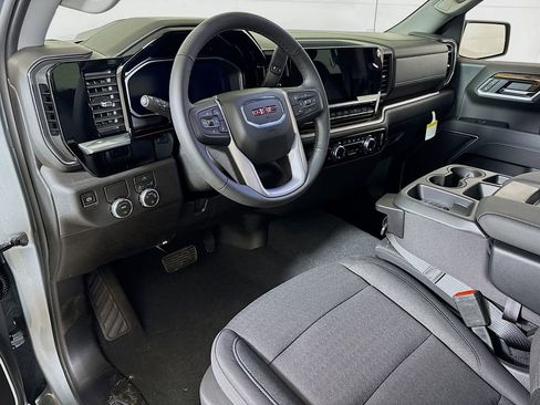 New 2026 GMC Sierra 1500 SLE w/ Preferred Package RWD image 5