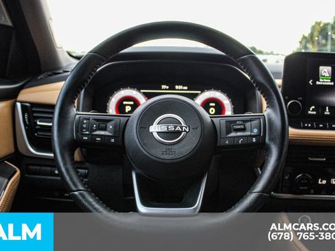 Used 2023 Nissan Rogue Platinum w/ Platinum Premium Package FWD image 23
