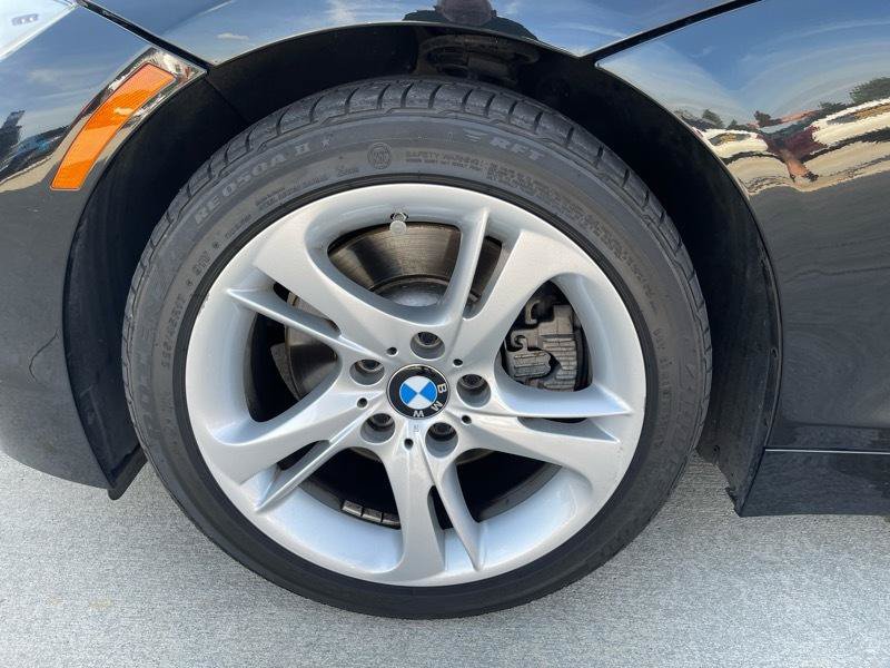 Used 2009 BMW Z4 sDrive35i RWD image 17