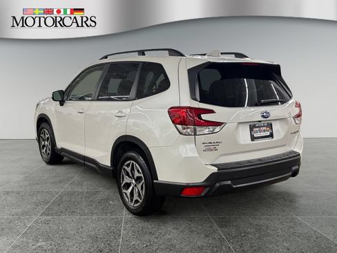 Used 2021 Subaru Forester Premium w/ Popular Package #1 AWD/4WD image 5