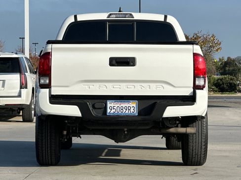 Used 2023 Toyota Tacoma SR image 5