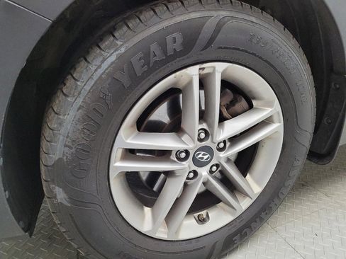 Used 2018 Hyundai Santa Fe Sport AWD/4WD image 31