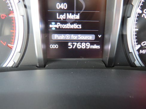 Used 2021 Toyota 4Runner Limited image 24