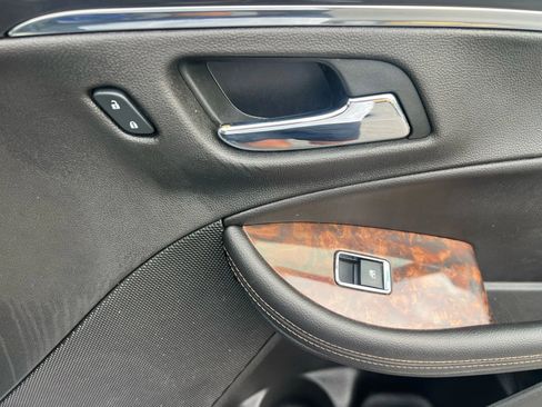 Used 2014 Chevrolet Impala LTZ image 30