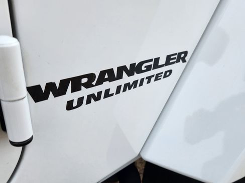 Used 2013 Jeep Wrangler Unlimited Sahara w/ Dual Top Group image 12