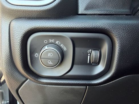 Used 2026 RAM 2500 Big Horn AWD/4WD image 13