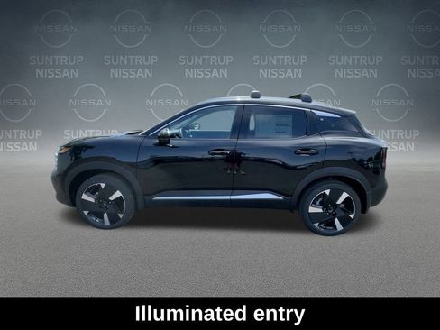 Used 2026 Nissan Kicks SR w/ SR Premium Package AWD/4WD image 41