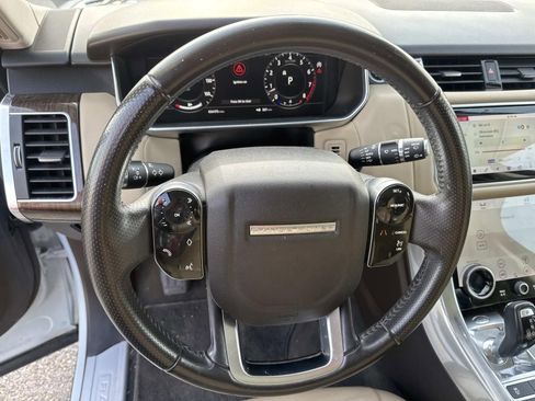 Used 2020 Land Rover Range Rover Sport HSE image 22