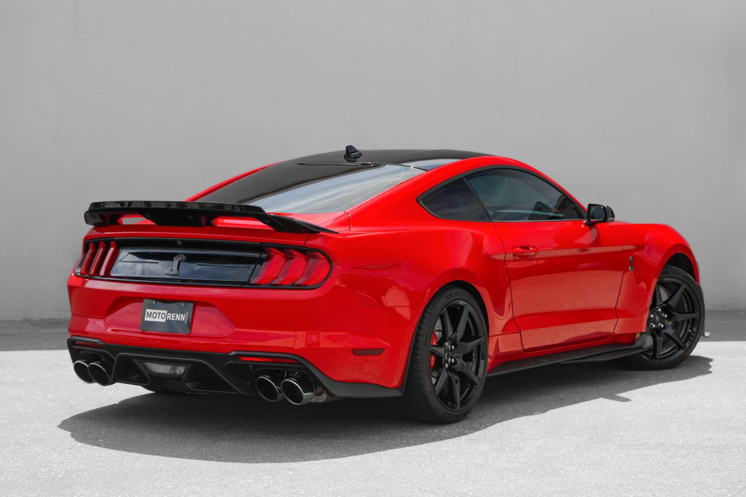 Used 2021 Ford Mustang Shelby GT500 w/ Carbon Fiber Handling Package RWD image 3