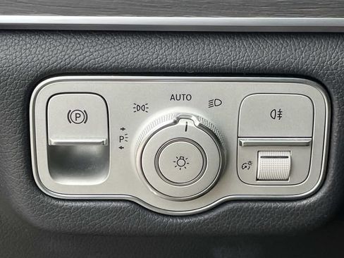 Used 2020 Mercedes-Benz GLE 350 4MATIC image 37
