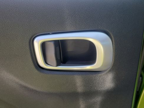 Used 2023 Hyundai Venue SEL FWD image 15