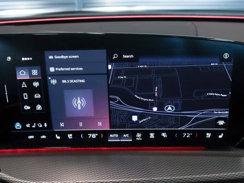 New 2025 Audi SQ5 Prestige image 24