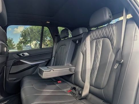 Used 2024 BMW X5 sDrive40i w/ M Sport Package RWD image 7
