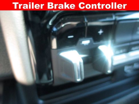 Used 2024 RAM 4500 Laramie image 17