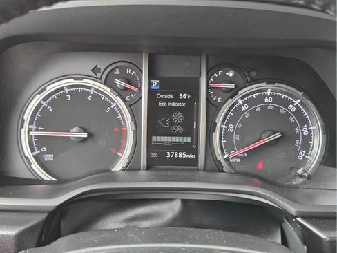 Used 2023 Toyota 4Runner TRD Off-Road Premium w/ Moonroof Package image 31