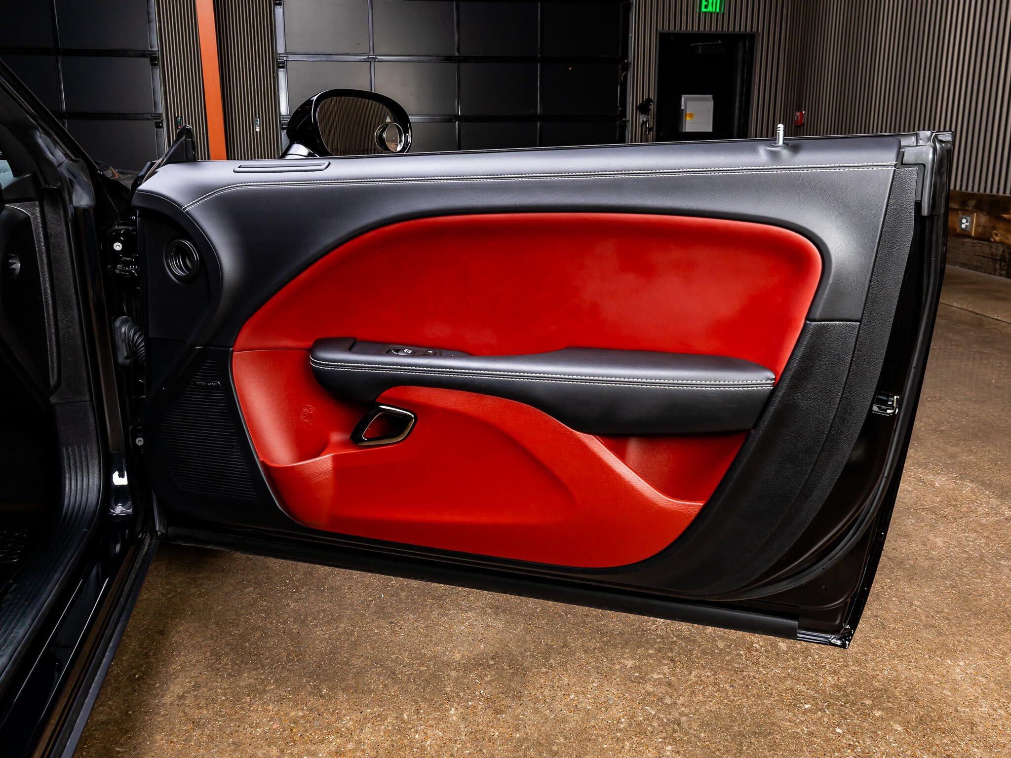 Used 2023 Dodge Challenger SRT Hellcat RWD image 28