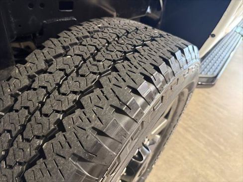 Certified 2025 RAM 2500 Big Horn AWD/4WD image 24