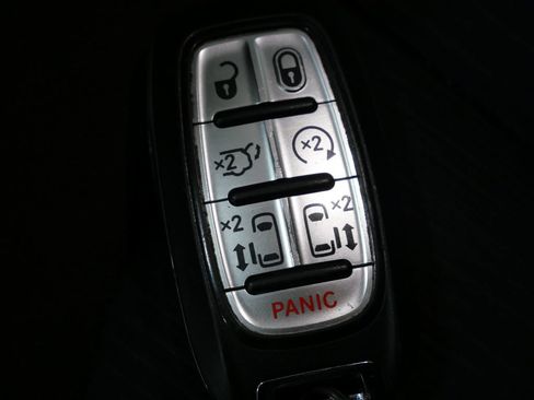 Used 2023 Chrysler Voyager LX FWD image 30