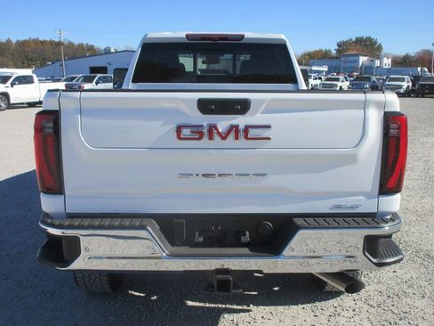 New 2026 GMC Sierra 3500 SLT w/ SLT Premium Package image 6