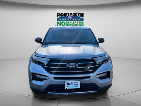 Used 2022 Ford Explorer XLT w/ Equipment Group 202A AWD/4WD image 9