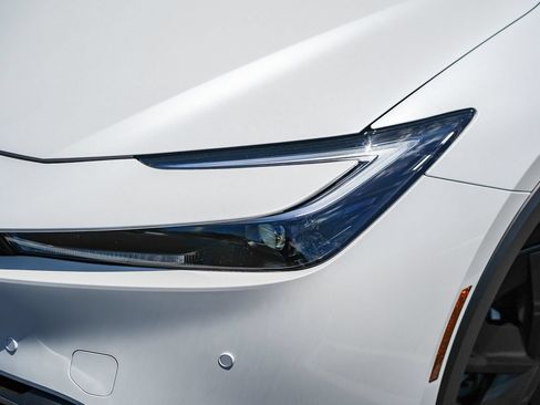 Certified 2026 Toyota Prius Plug-In Hybrid FWD image 2